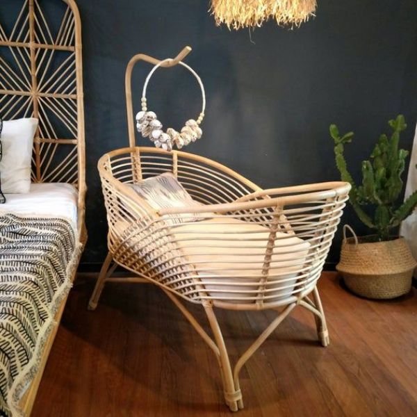 Picture of High quality eco friendly hand made rattan baby crib bed kid furniture